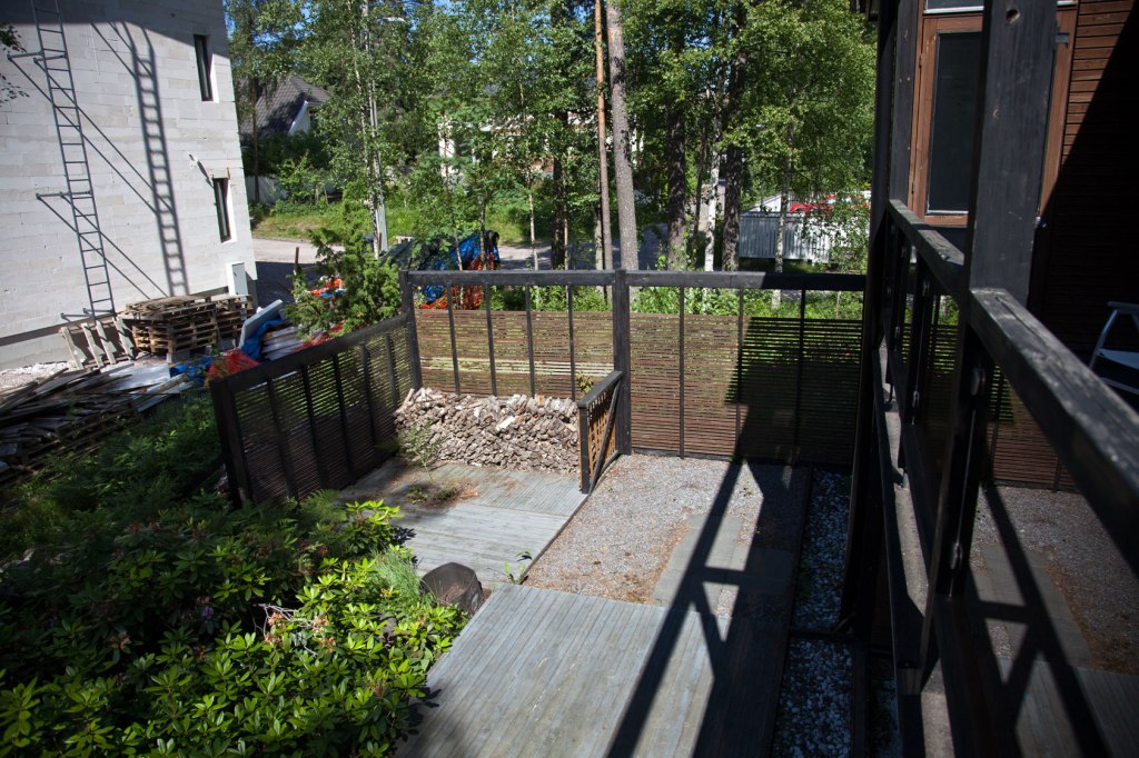 Piha ennen maaurakoinnin aloittamista, MindyJBlog