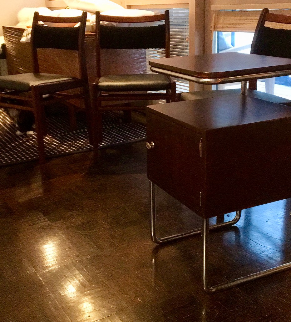 Funkkis-yöpöytä Merivaara 30-luvulta, MindyJBlog