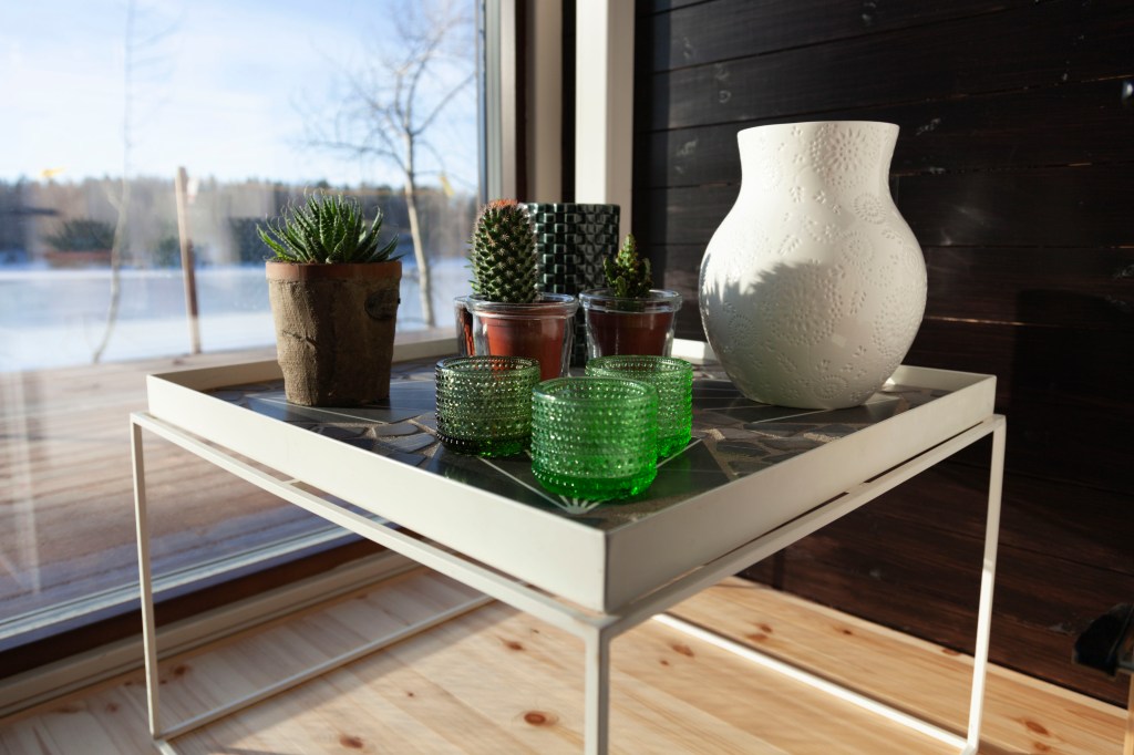 Hay-pöytä koki muodon muutoksen, Marrakech Dandelion laatat