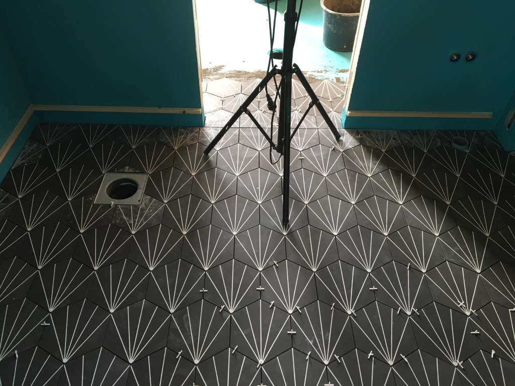 Marrakesh design laattalattia, kylpyhuone, MindyJBlog