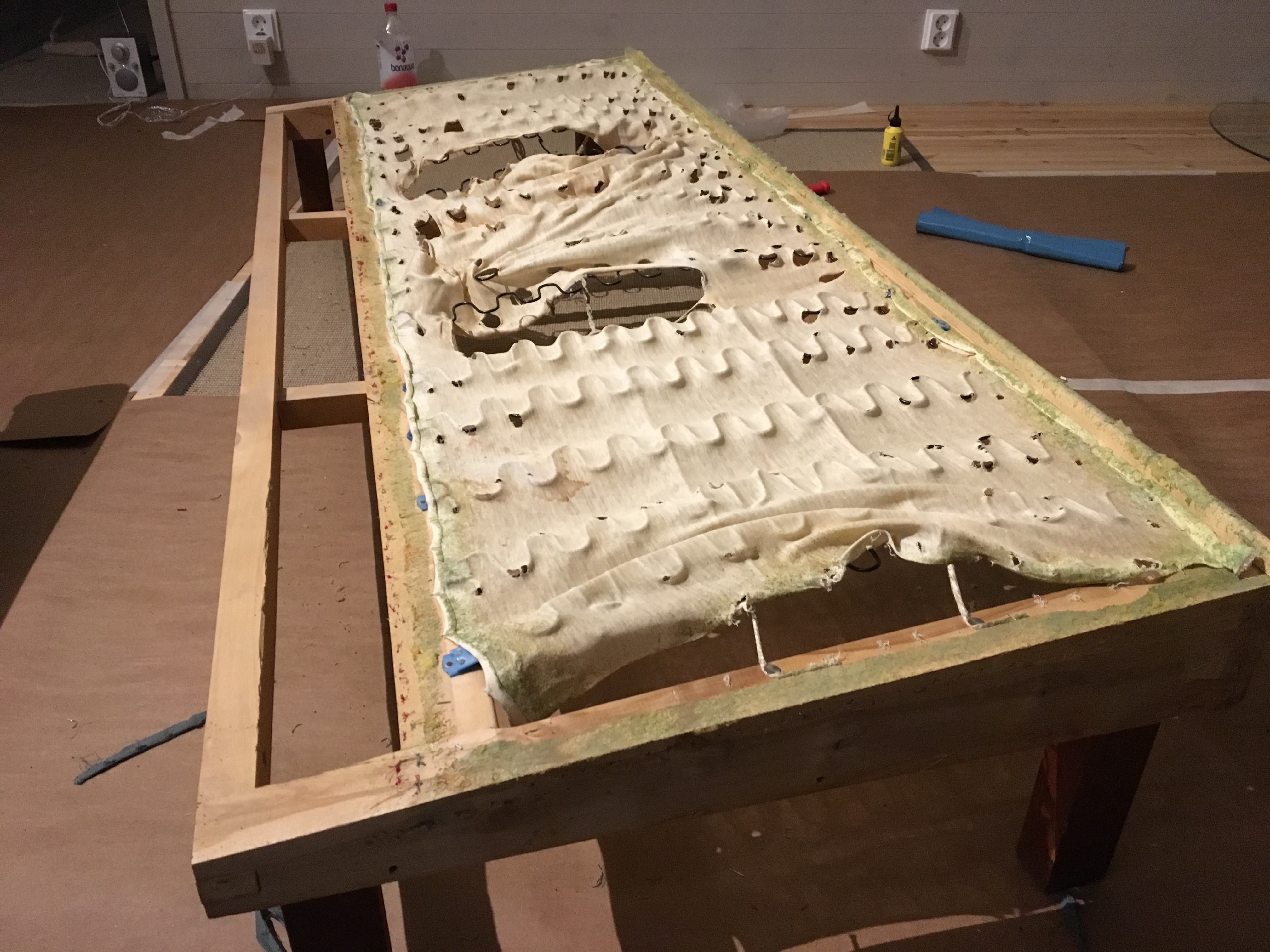 Jousitus ja lakanakangas, MindyJBlog