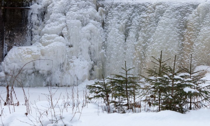 Jäätynyt koski Risslan, Fiskars