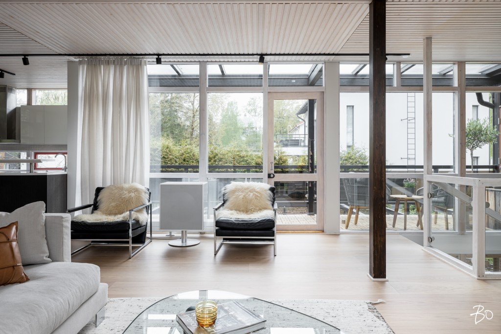 Aito alkuperäinen Bungalow-talo, Kuten haluatte. Kuvaaja Juuso Soininen BO Lkv, sisustussuunnittelu Minna Jacobson OH + K Design